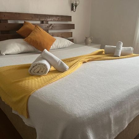 Macide Hanim Konagi Ayvalı Esterno foto