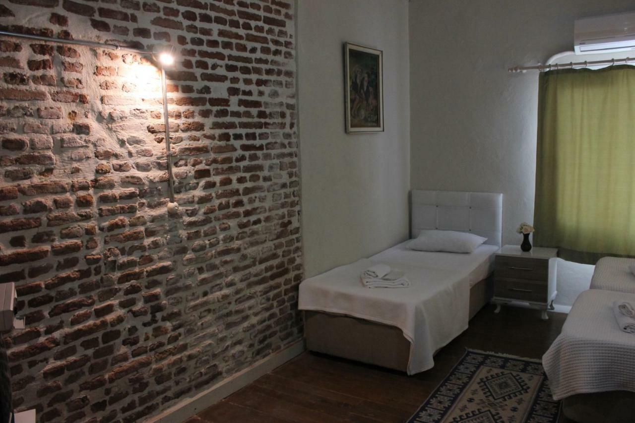 Macide Hanim Konagi Ayvalı Esterno foto